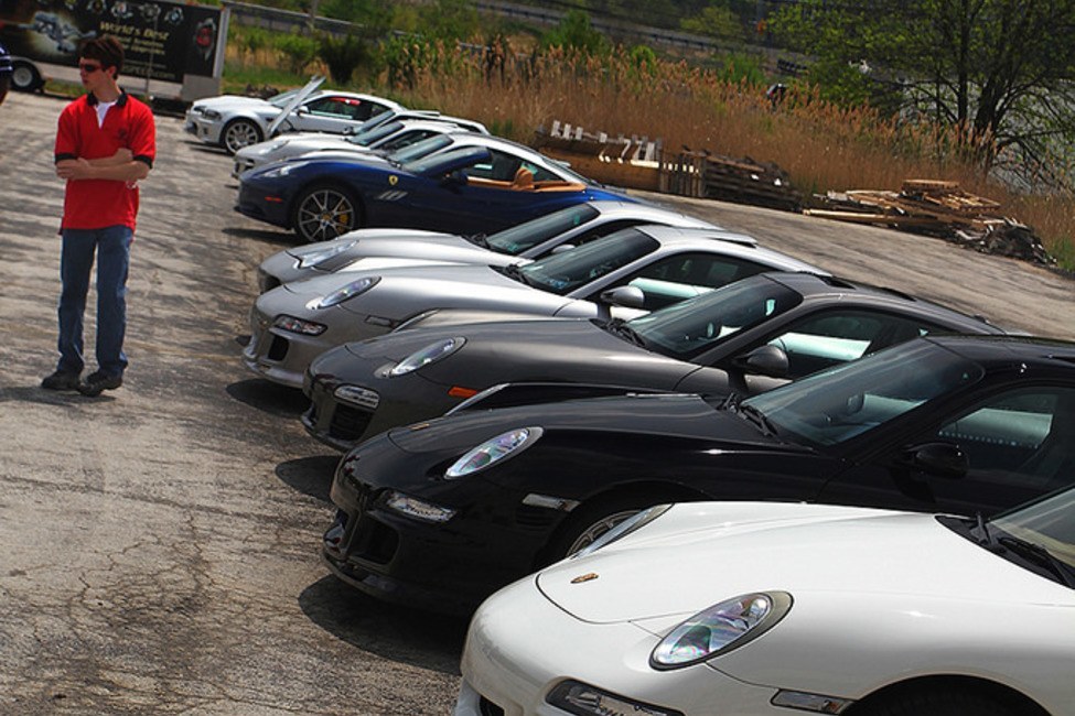 Line of Porsches 1