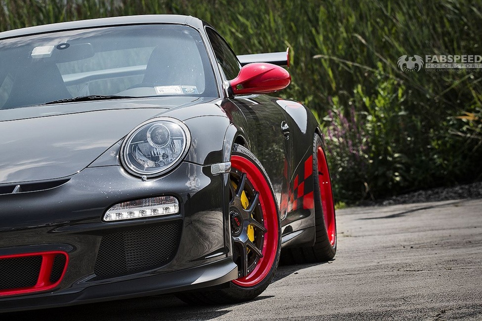 Porsche 997.2 GT3RS Front Angle